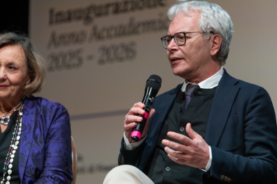 Inaugurazione congiunta dell'a.a. 2025/2026 - 27/03/2026 <br> Al microfono: Giovanni Iovane, Presidente Accademia di Belle Arti di Firenze. Foto: Antonio Viscido