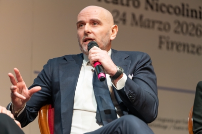 Inaugurazione congiunta dell'a.a. 2025/2026 - 27/03/2026 <br> Al microfono: Massimiliano Morlacci, Presidente ISIA Firenze. Foto: Antonio Viscido